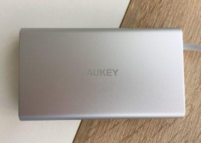 image test du hub CB-C55 adaptateur USB type C multi-port 8 en 1 de Aukey 6