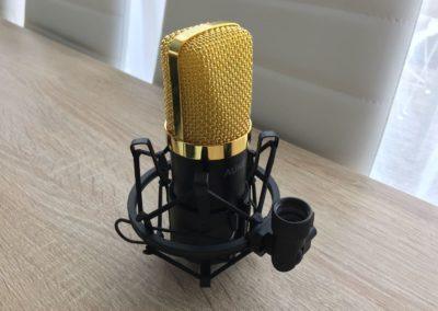 image Test du kit microphone et support de microphone à bras ciseaux Aukey 7
