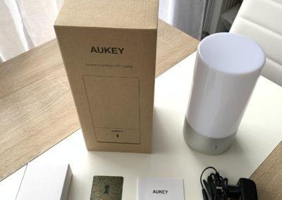 image Test de lampe de chevet Aukey 360° à LED avec contrôle 4